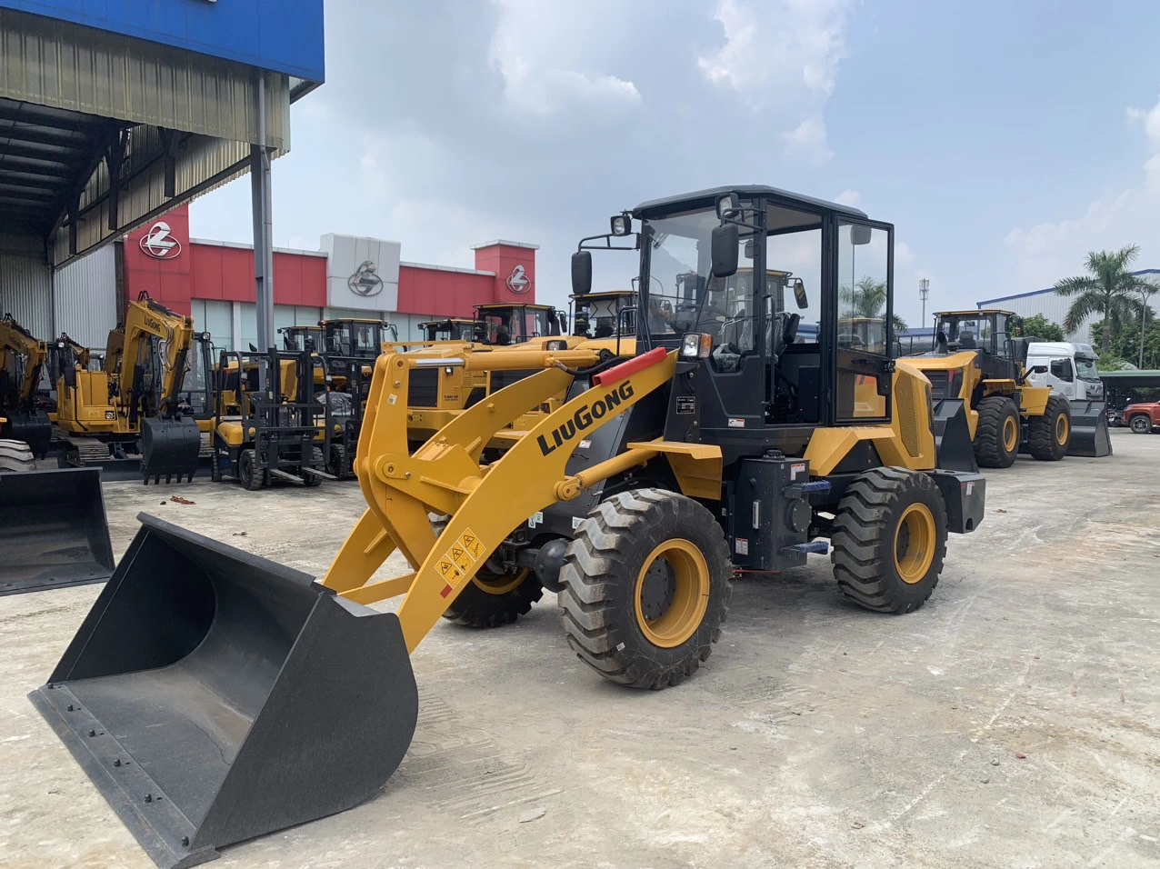 Máy Xúc Lật Liugong CLG816H Gầu 1.2m3 - Giải Pháp Tối Ưu Cho Công Trình Nhỏ